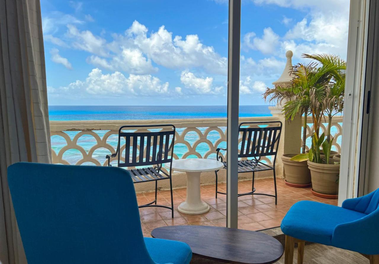 Beachside Apartments Канкун Екстериор снимка