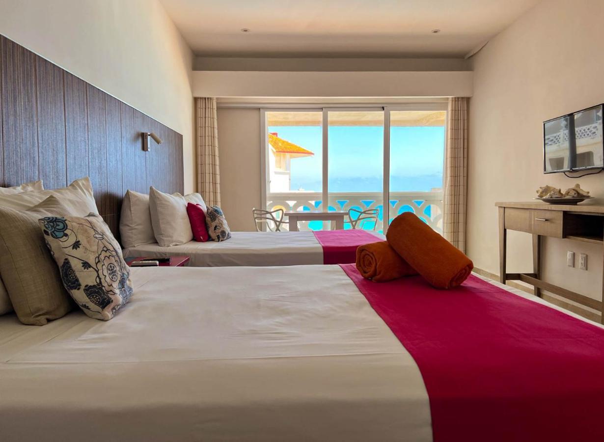Beachside Apartments Канкун Екстериор снимка