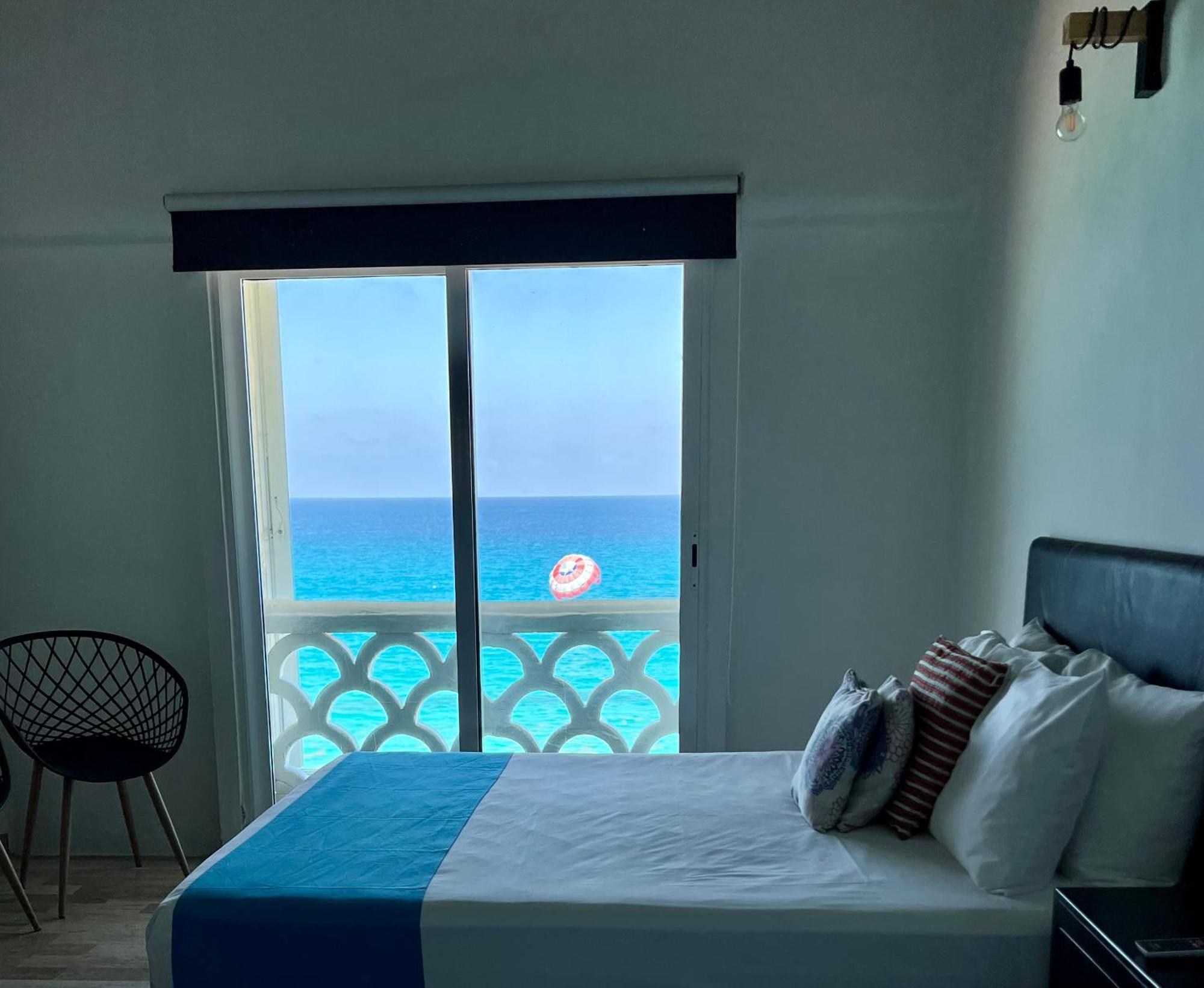 Beachside Apartments Канкун Екстериор снимка